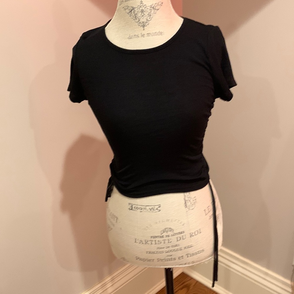 Black t shirt